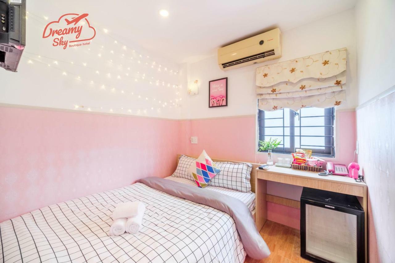 Dreamy Sky - Airport View Boutique Hotel Da Nang Bagian luar foto