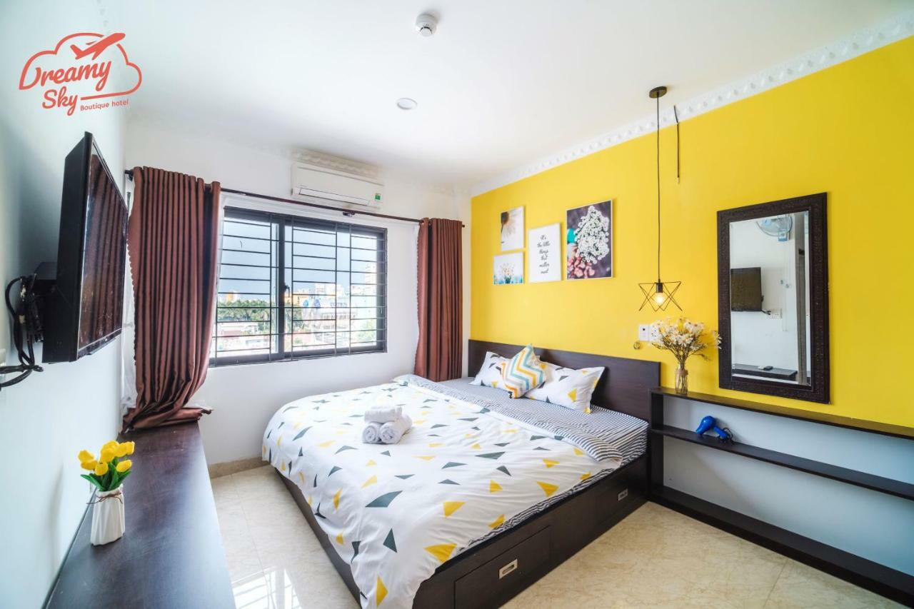 Dreamy Sky - Airport View Boutique Hotel Da Nang Bagian luar foto
